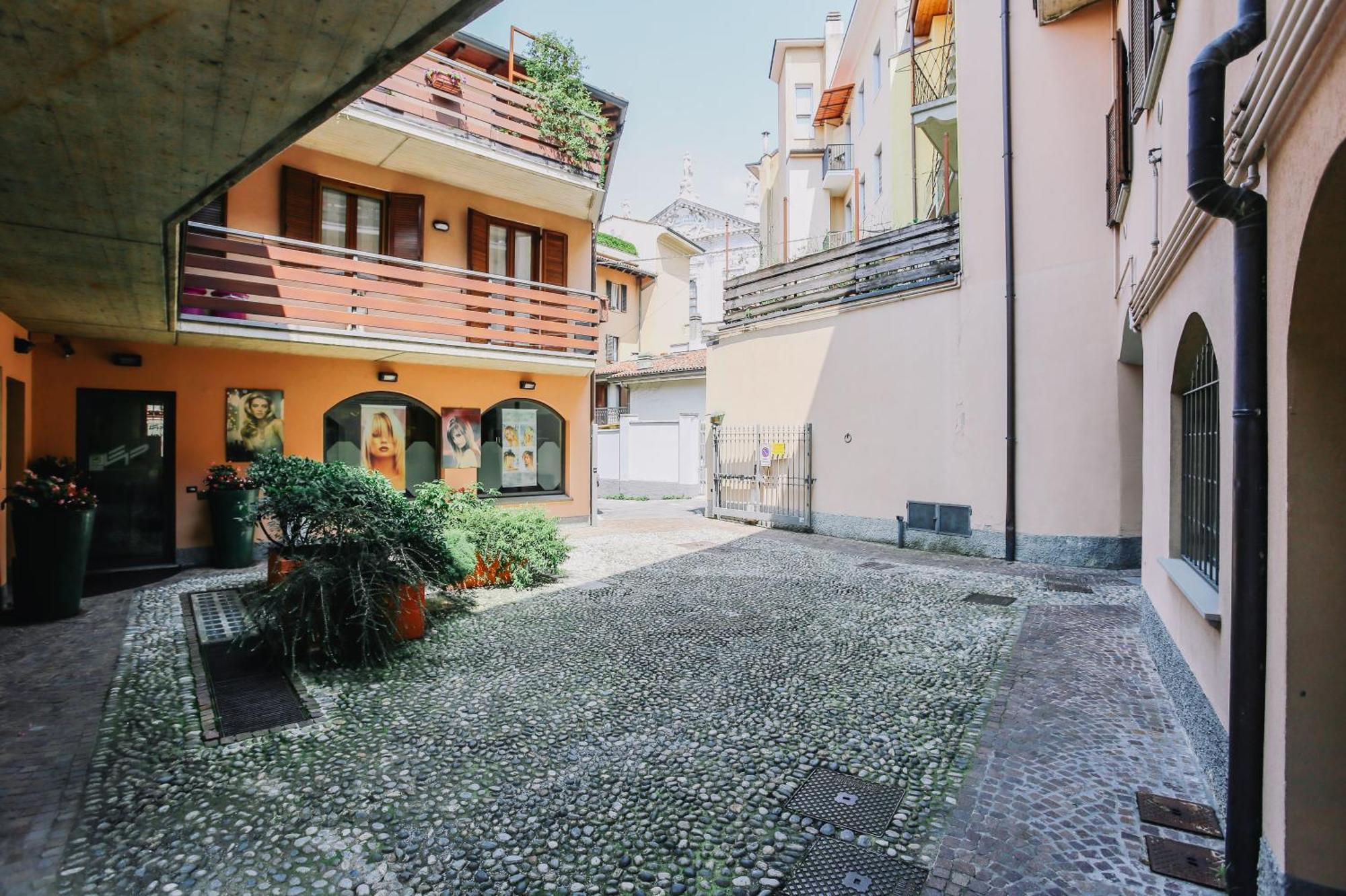 Апартаменты Flat Mazzini 6 Alzano Lombardo Экстерьер фото